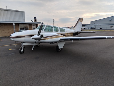 Maker:0x4c,Date:2017-11-6,Ver:4,Lens:Kan03,Act:Lar01,E-ve 1963 Beechcraft Baron - Nashville Flight Training Planes
